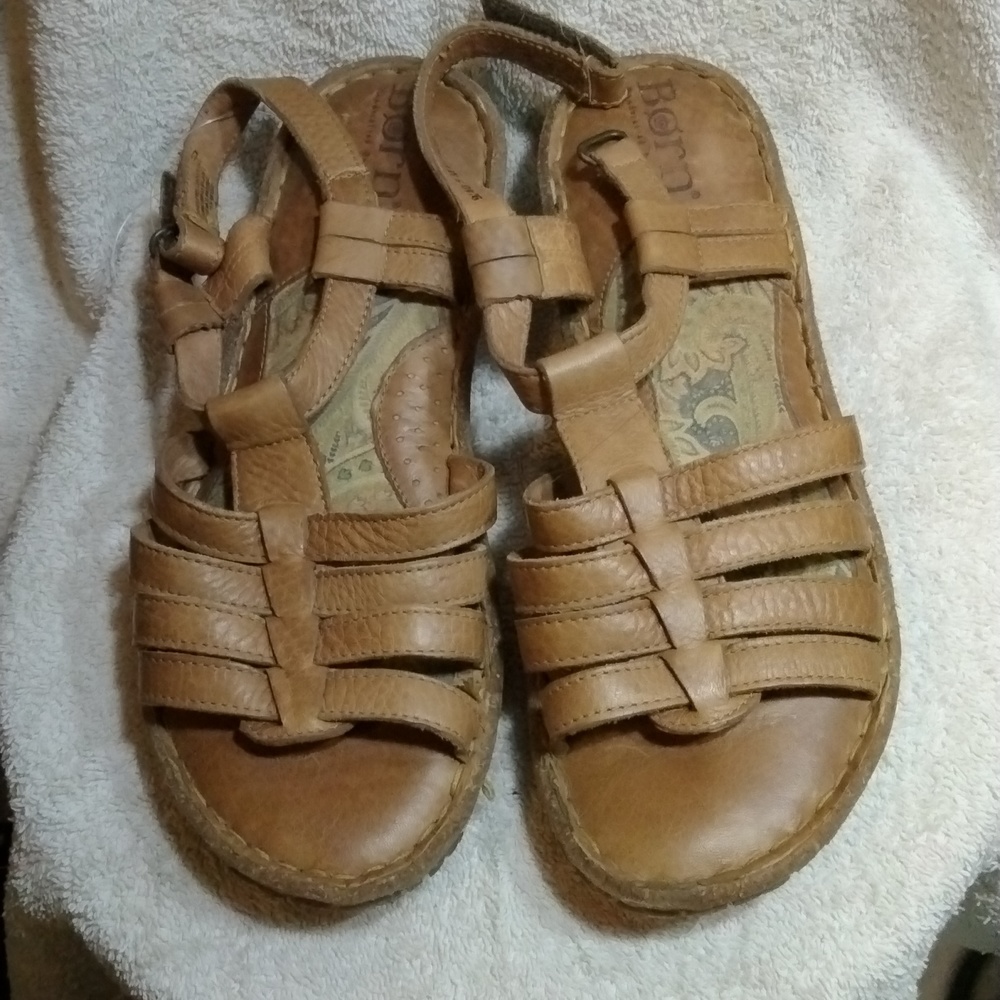 Sandles